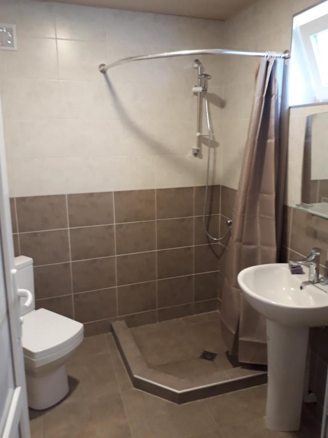 2 Bedroom Apartment In Chugureti Тбілісі Екстер'єр фото